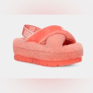 NWT UGG Women’s Fuzzita Clear Pink Shearling Sandal Size 7